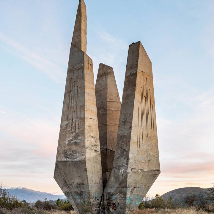 gestalten - Wholesale Display Book - Concrete, mon amour: The Raw Imprint of Modernism9