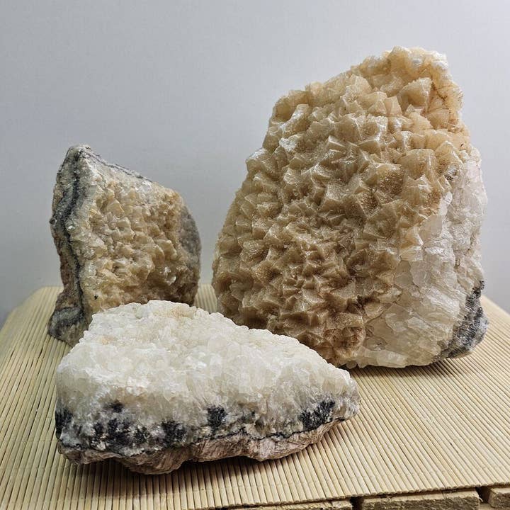 Moroccan Calcite Quartz by kg for wholesale by UNDERSUN.STORE