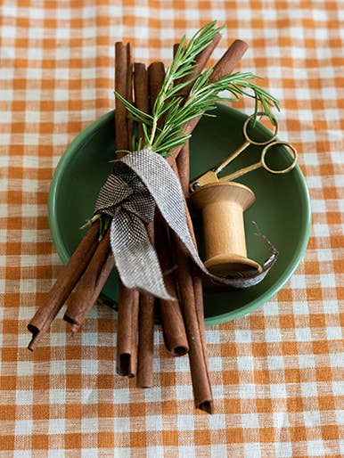 Linen Kitchen Cloth Rachael for wholesale by Fog Linen Work