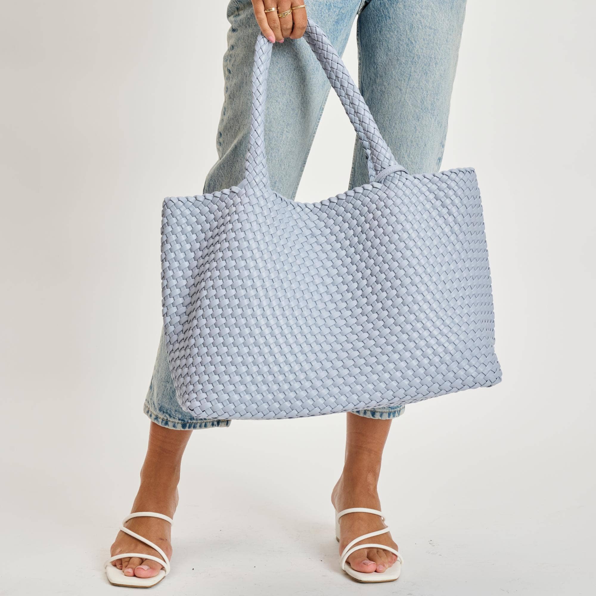 Moda Luxe - Vendita all'ingrosso Borsa tote - Donna - Borsa tote intrecciata in pelle vegana Solana42