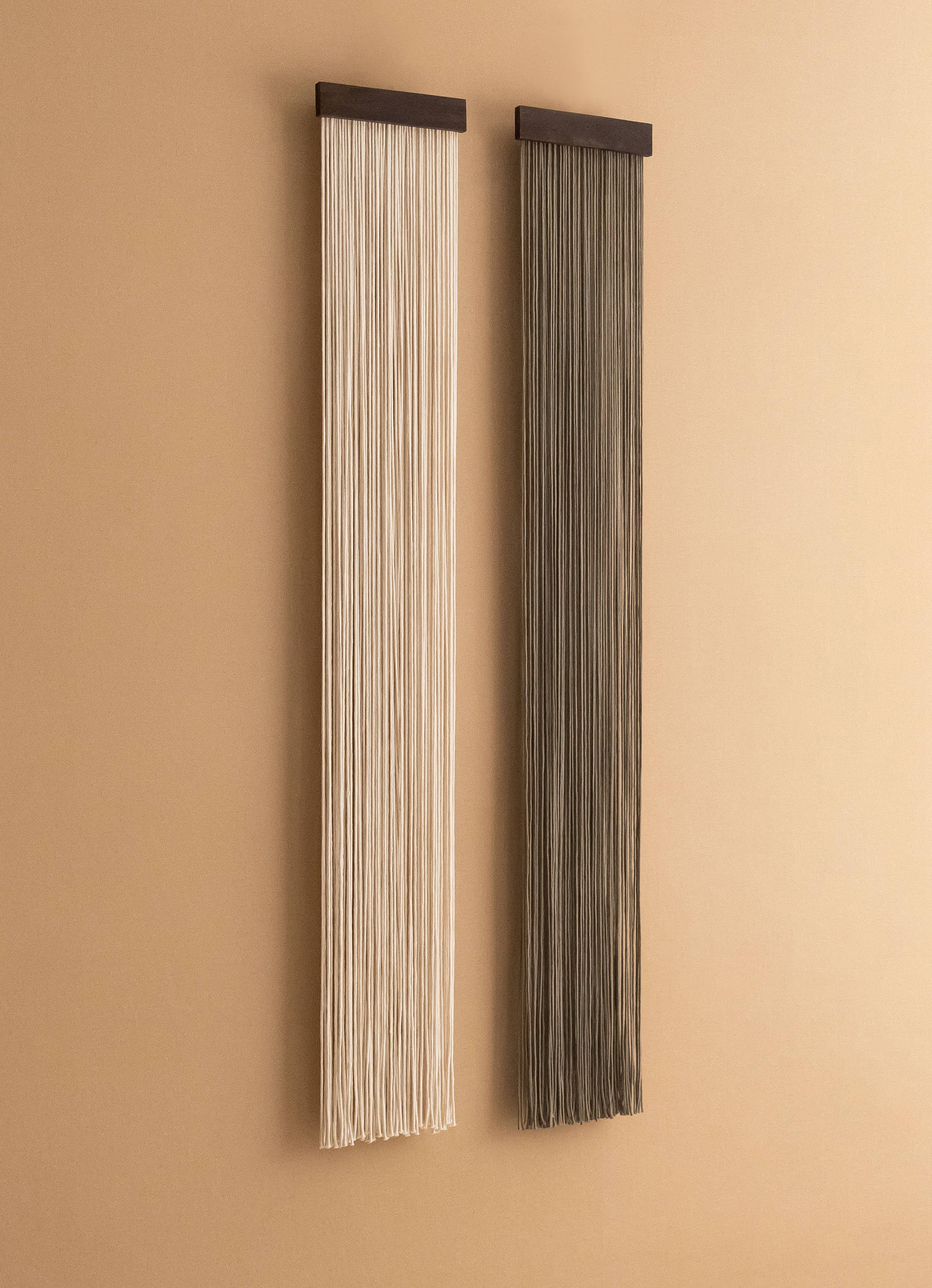 MinhandBros - Wholesale Wall Art Set - Macrame Fiber Wall Hanging for Cozy Farmhouse Aesthetic

V8110