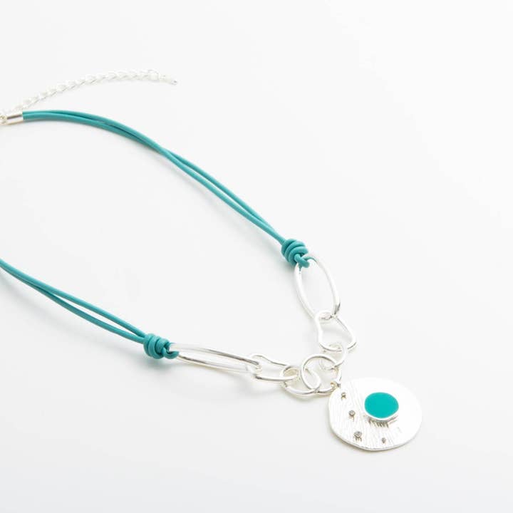 Accessoires by KHB - Wholesale Pendant/Charm Necklace - short chain