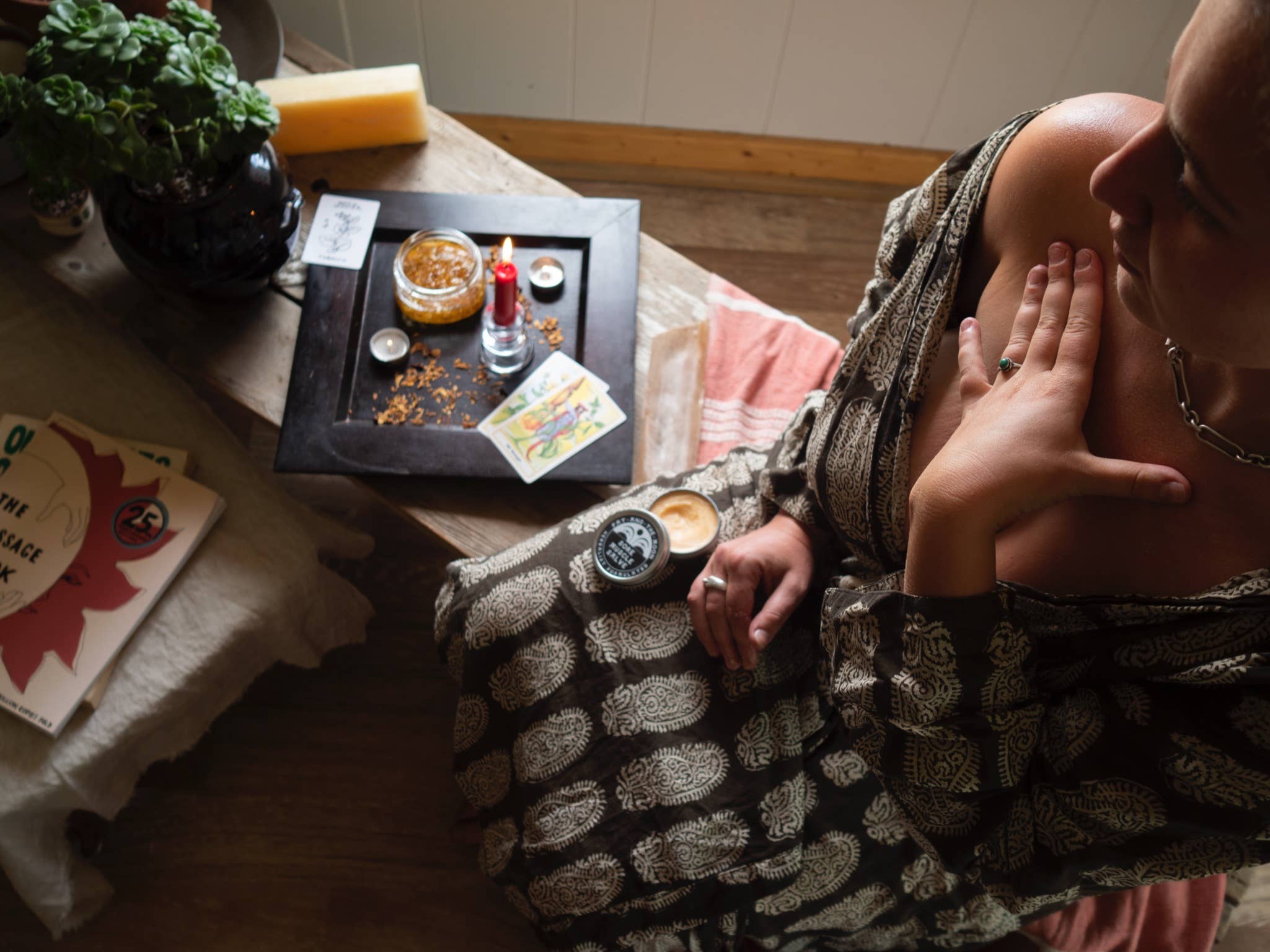 Fat and the Moon - Wholesale Healing Salve/Balm/Cream - Sore Muscle Salve2