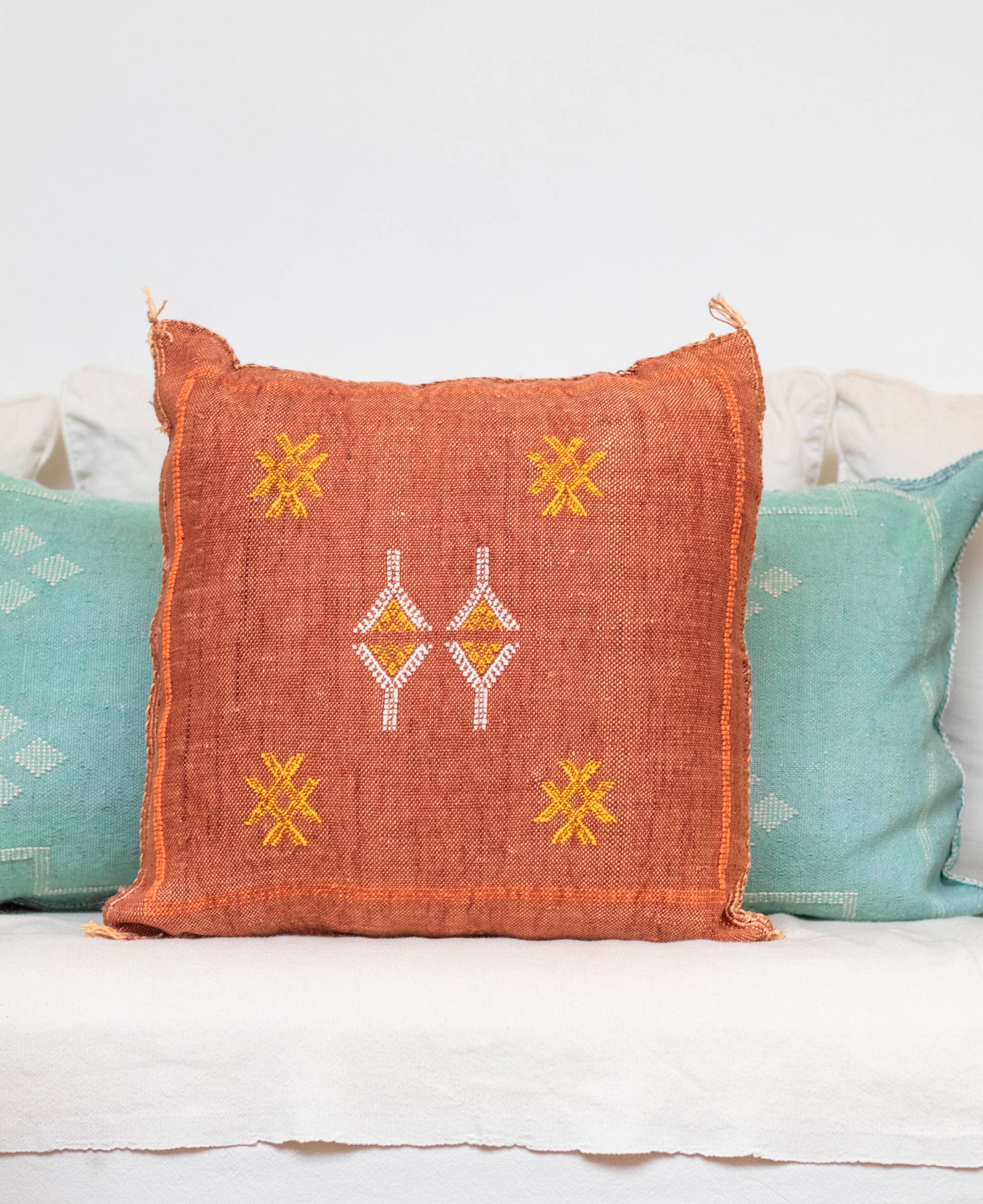 Maison Berber - Wholesale Throw pillow cover - Handmade Moroccan Cactus Silk Cushion Cover