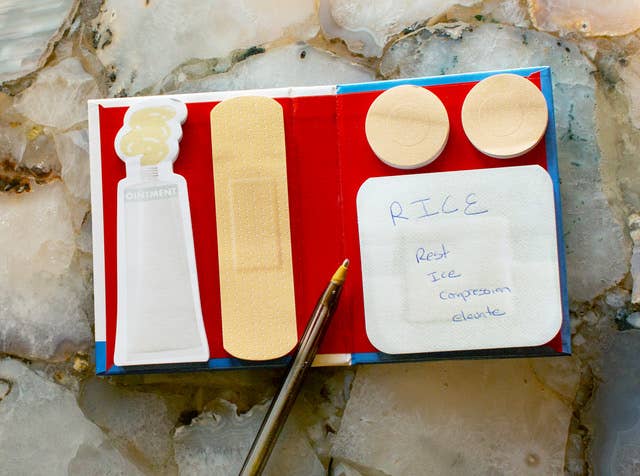 Unemployed Philosophers Guild - Wholesale Sticky Notes - First Aid Sticky Notes3