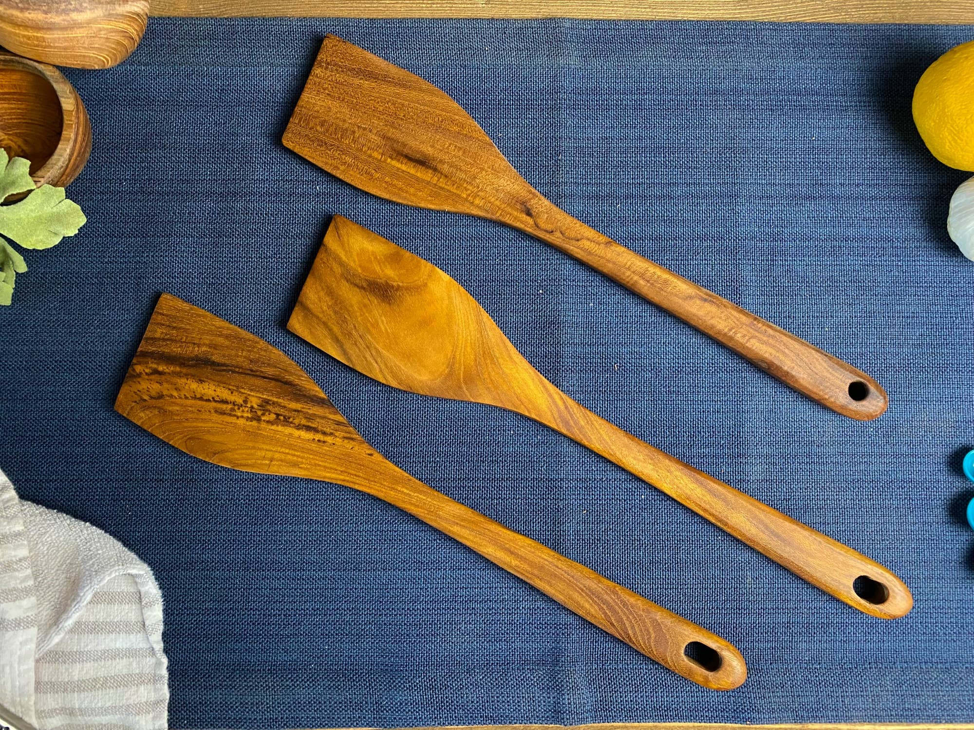 Tuckahoe Hardwoods - Wholesale Spatula/Turner - Rustic Handle Wooden Spatula1