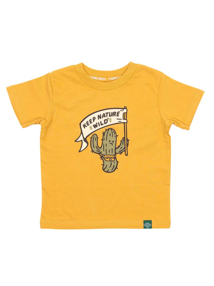 Camiseta Happy Camper Saguaro para niños pequeños | Mostaza para venta al por mayor de Keep Nature Wild