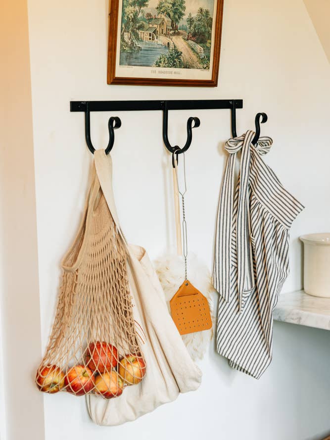 Smedejernsstativet med kroge for engroshandel hos Millstream Home