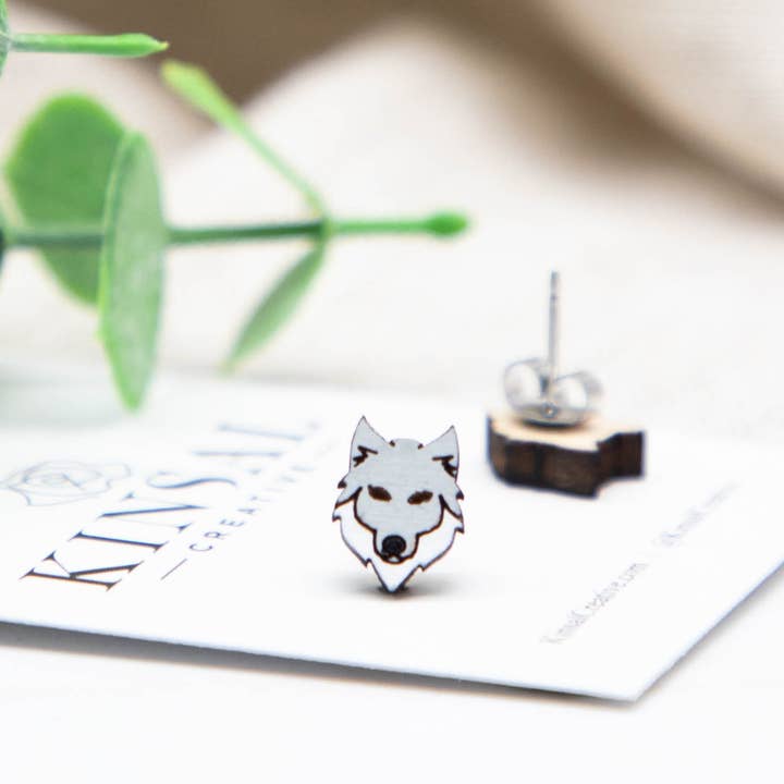 Kinsal Creative – Brincos de pino por atacado – Brincos de madeira de lobo1