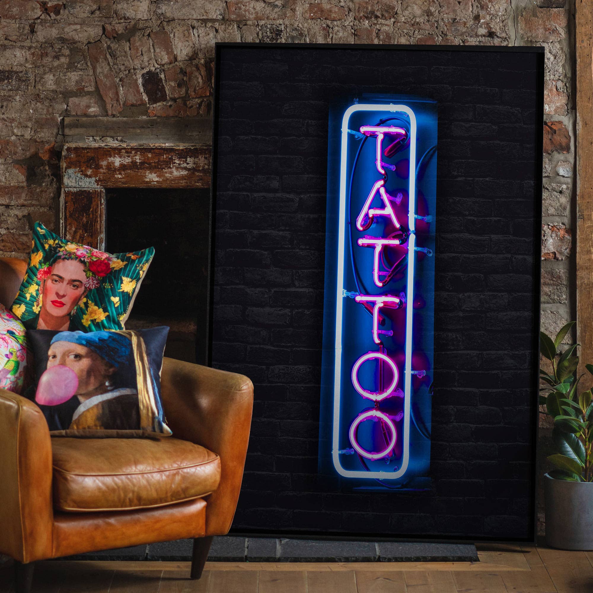 Ink & Drop – wholesale Photograph – Tattoo Neon Sign Photography Print2