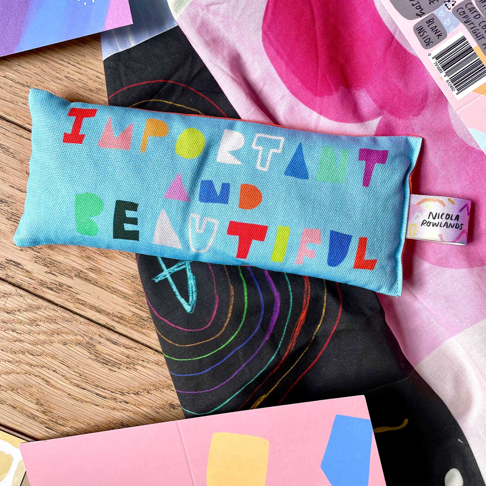 Nicola Rowlands - Wholesale Spa/Therapy Pillow - Lavender eyebag: IMPORTANT AND BEAUTIFUL3