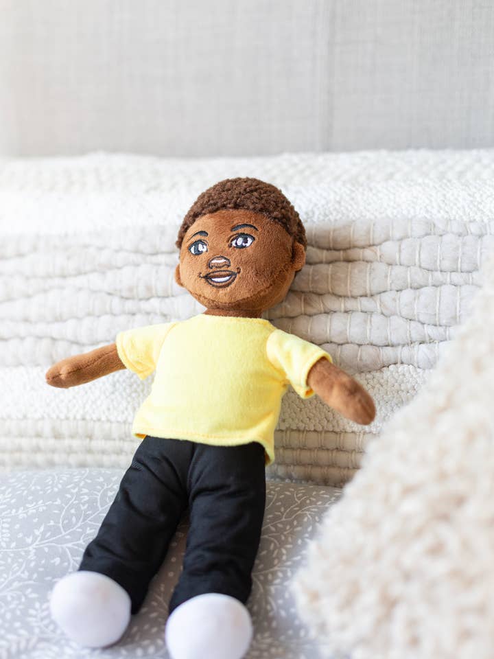 Boneco Menino Peluche Heritage Mixed Heritage por atacado de Amaris & Chaya