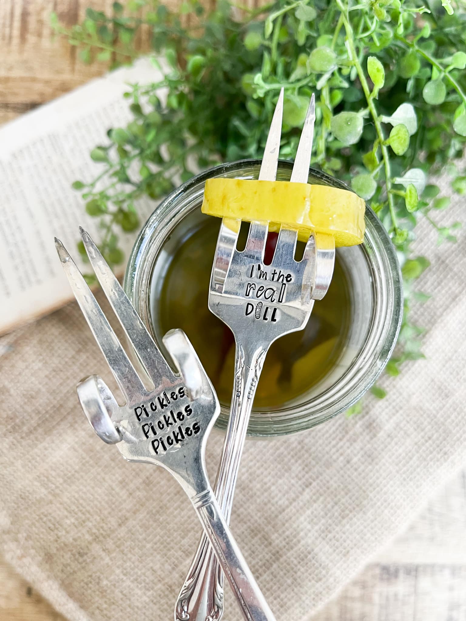 The Sassy Barn - Vente Légumes marinés - Fourchette vintage estampée Pickle Pick0