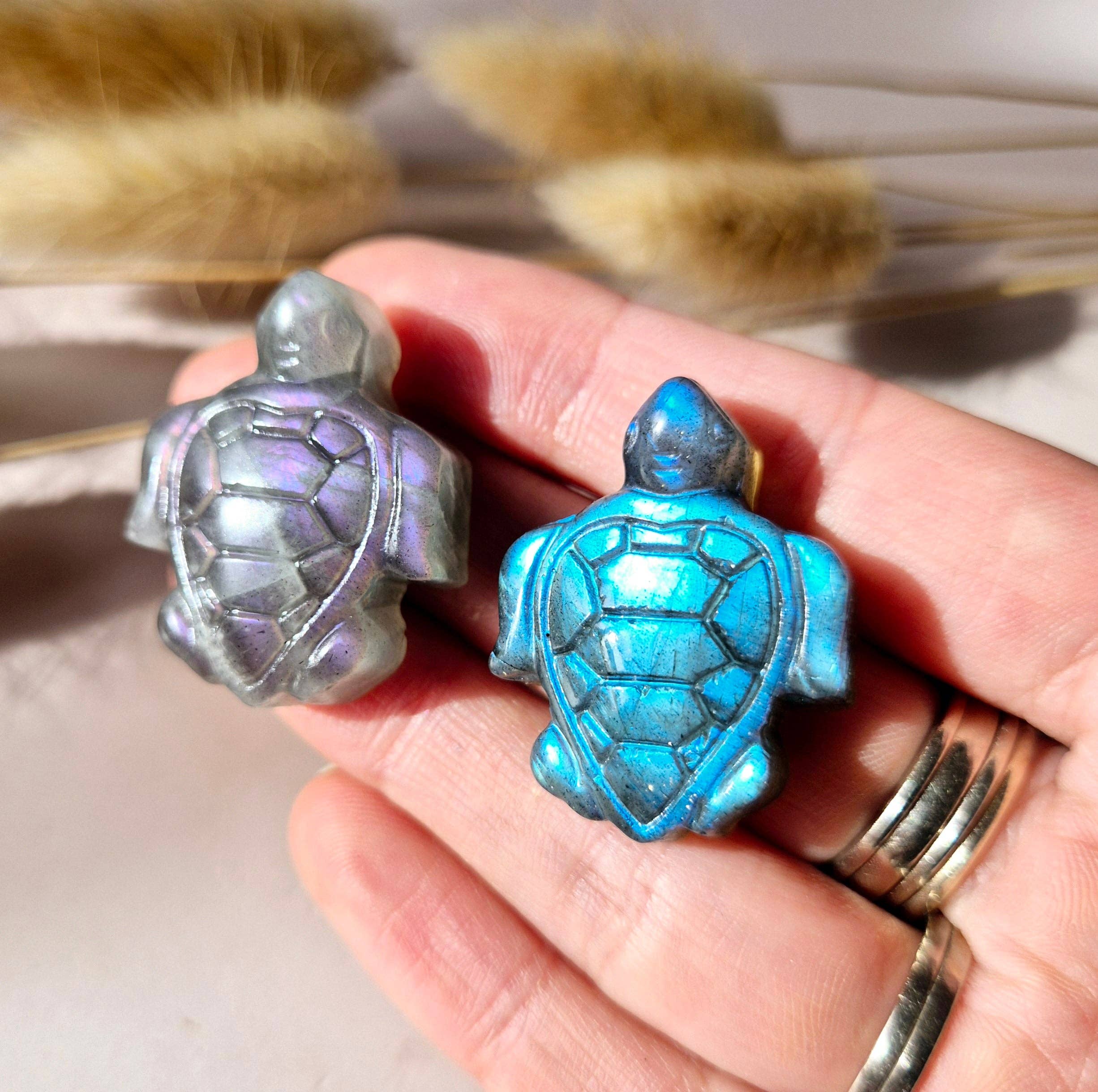 Moonlight Gemstones - Wholesale Spiritual Stone/Crystal - Purple Labradorite Turtle – Gemstone Carving (3cm)2