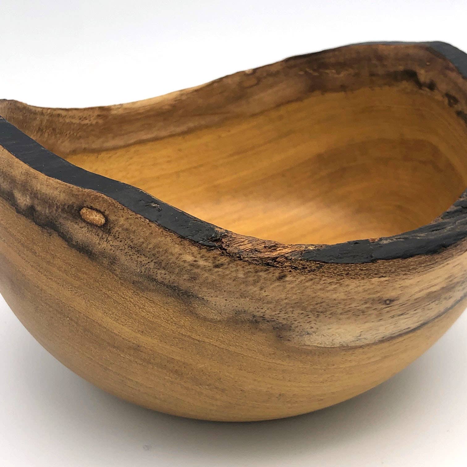 Women of the Cloud Forest - Vente Assiettes/plats/bols de décoration - Bol rustique en bois franc tropical2