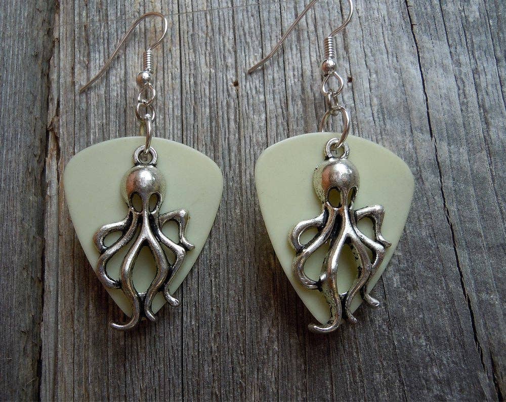 Simply Raevyn - Wholesale Dangle Earrings - Octopus Charm Guitar Pick Earrings6