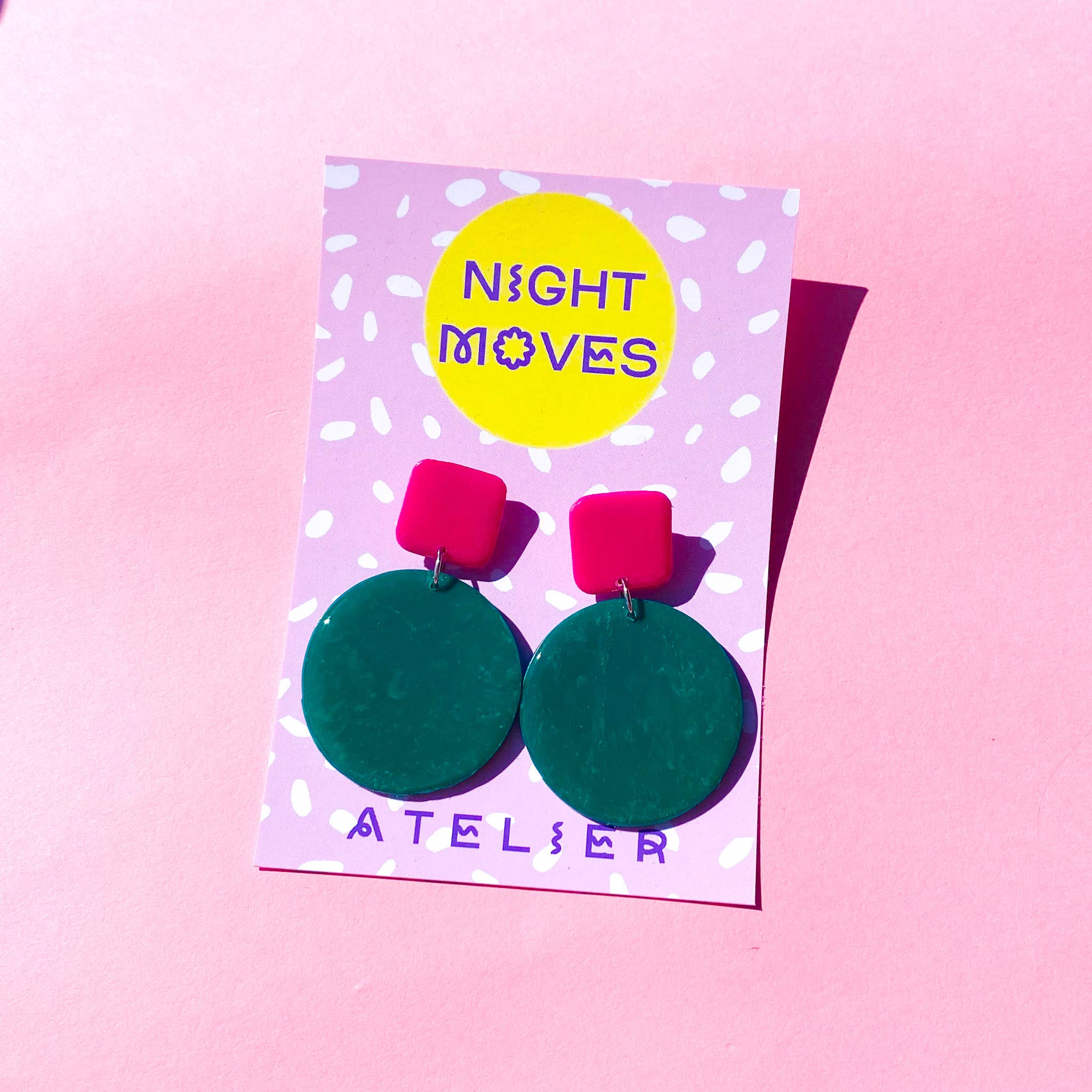 Night Moves Atelier – Großhandel Ohrhänger – Fuchsia und Dunkelblaugrün Farbblock-Ton-Ohrringe0
