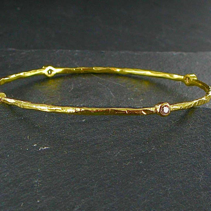 Siren Silver Ltd - Vente Bracelet jonc - Bracelet jonc en laiton plaqué or avec pierres7