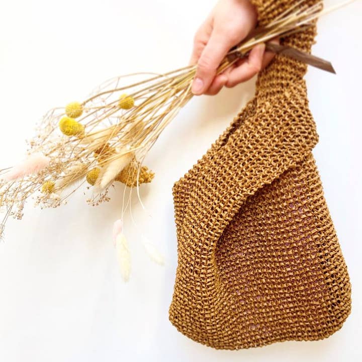 Beginner Knitting Kit - Kyoto Raffia Bag for wholesale by Mignonnery