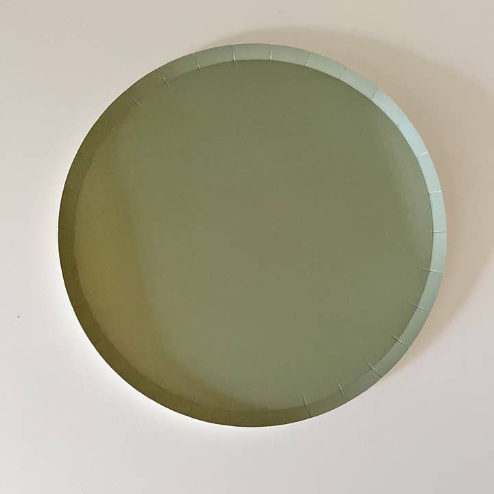 Classic Green and other Purchase Wholesale premium plastic plates. Free Returns & Net 60 Terms on Faire trending on Faire.