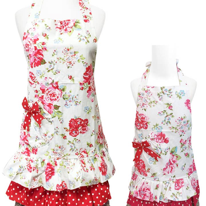 Wrapables.com - Wholesale Apron - Wrapables Mother and Daughter Ruffles and Roses Apron