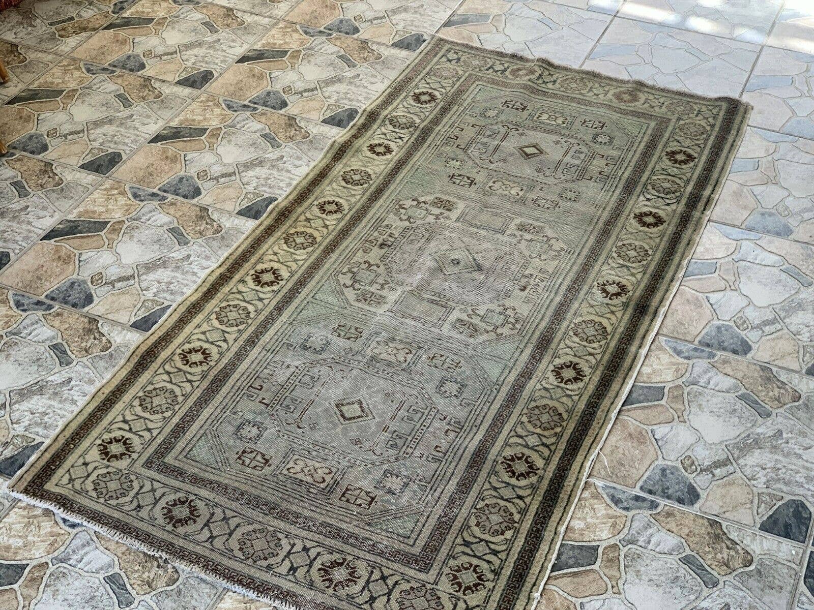 Oushak Rugs - Wholesale Area Rug - Vintage Oushak Turkish Anatolian Wool Handknotted Rug1