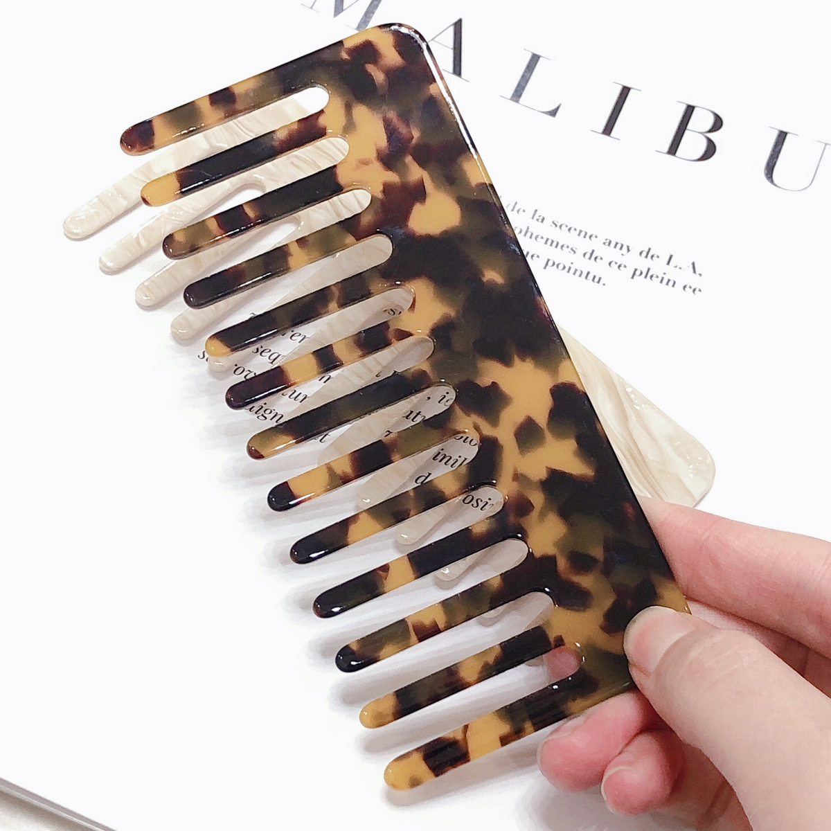 ACCITY - Wholesale Hair Brush/Comb - SIMPLE ACETIC ACID ANTI-STATIC HAIR COMB_CWAHA078820