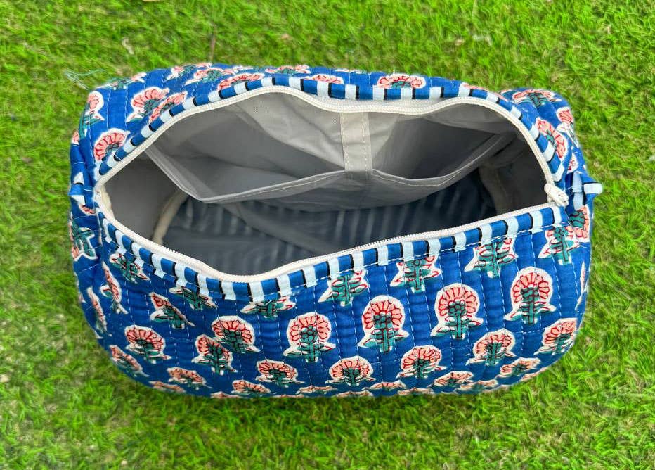 bhavnas boutique - Wholesale Makeup/Cosmetic Bag - Blue Cotton Cosmetic Bag Floral Print Quilted Bag Travel Bag4