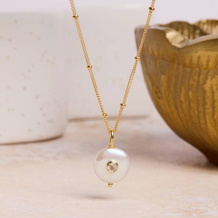 Parel en Witte Topaas Hanger aan 14k Goud Gevulde Ketting voor wholesale door Soul & Little Rose