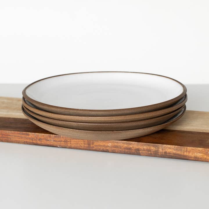 Less Is More Studios – wholesale Tallrikar – Minimalistisk middagstallrik1