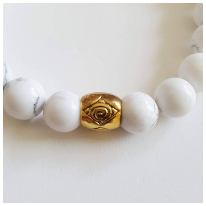 Alora Boutique Inc. - Wholesale Beaded Bracelet - Howlite Gemstone Bracelet | Clarity, Forgiveness and Relaxation | Beaded Stretch Bracelet7
