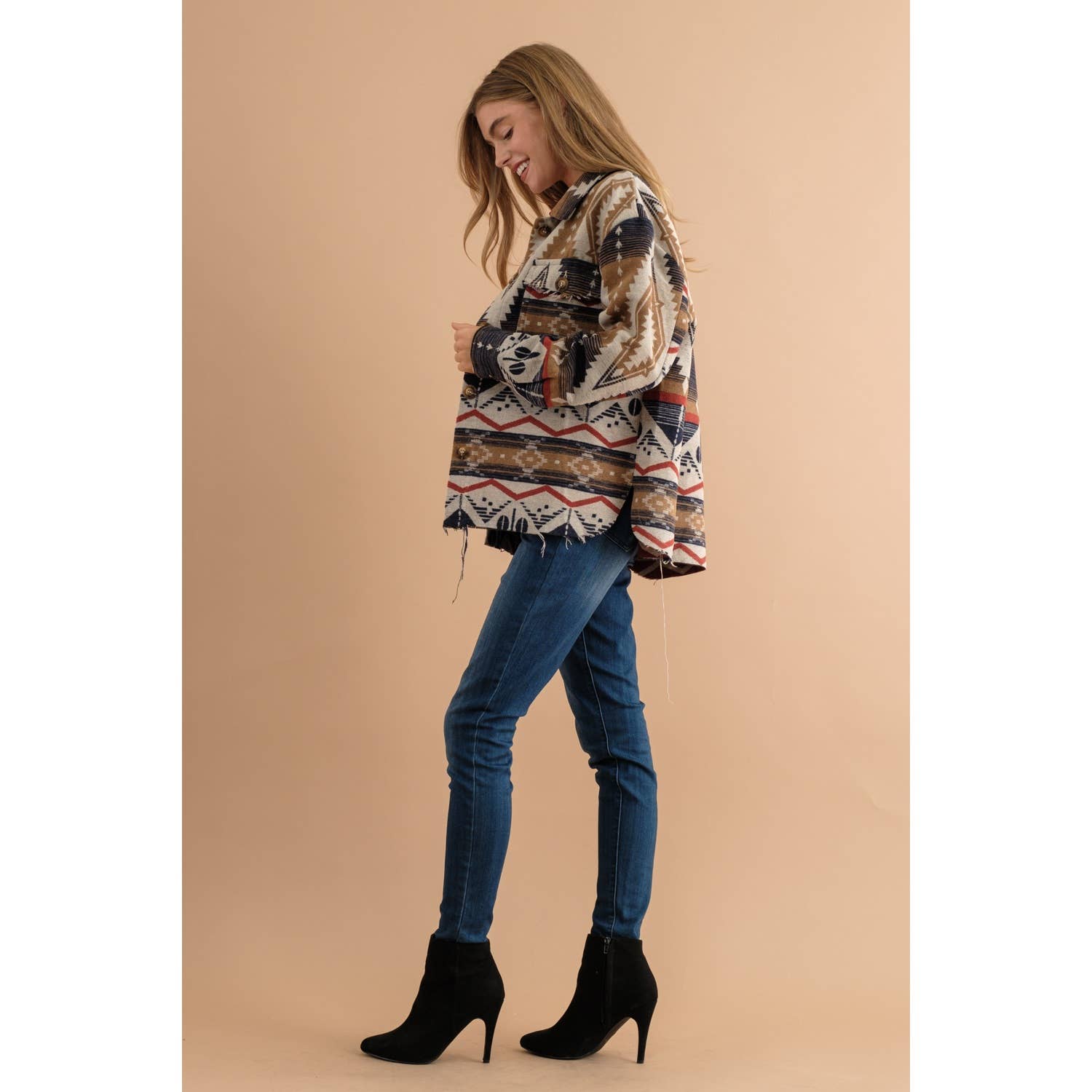 Sweet Generis – wholesale Shirt Jacket/Shacket - Women’s – TRIBAL AZTEC PATTERN BUTTON DOWN SHIRT JACKET14