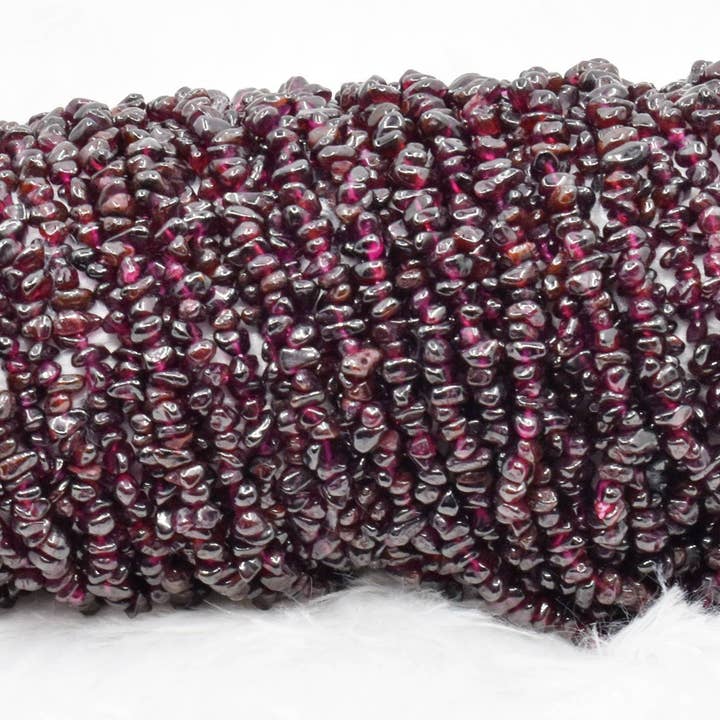 Garnet Chip Beads Necklace, Crystal Uncut Beads and other Purchase Wholesale garnet. Free Returns & Net 60 Terms on Faire trending on Faire.