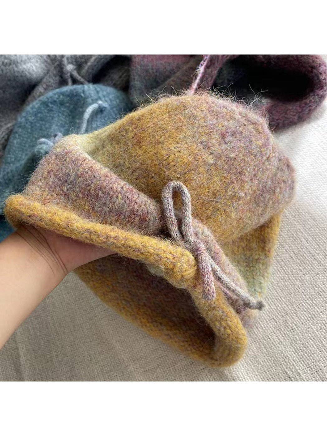 Funkyrel® Atzbranding Limited – wholesale Mössa - Dam – Haila - Justerbar Slouch Stickad Mössa med Gradientfärg7