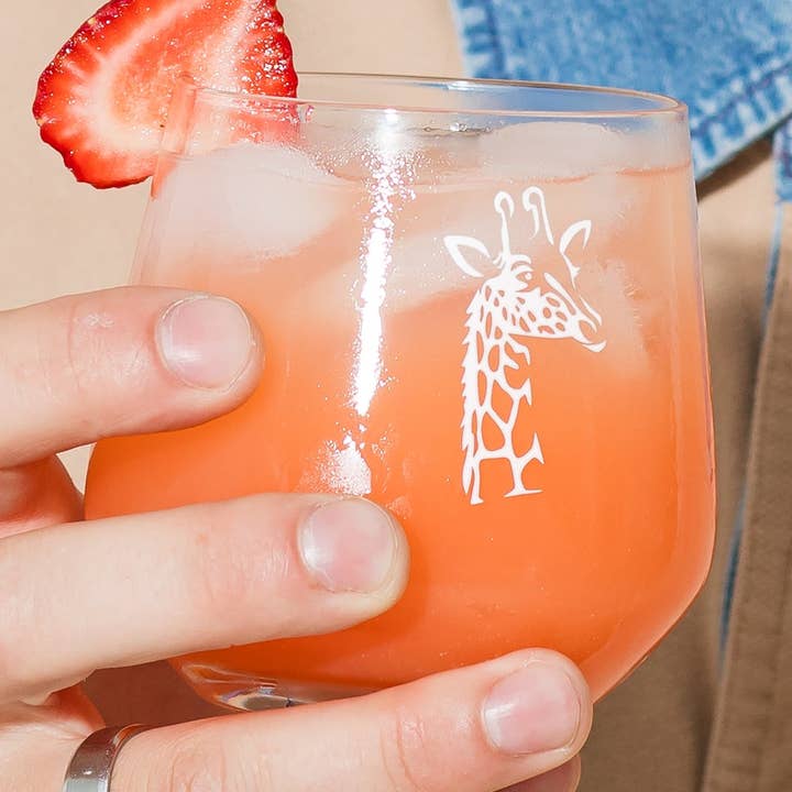 Giraffe for wholesale by Hey That's My Glass