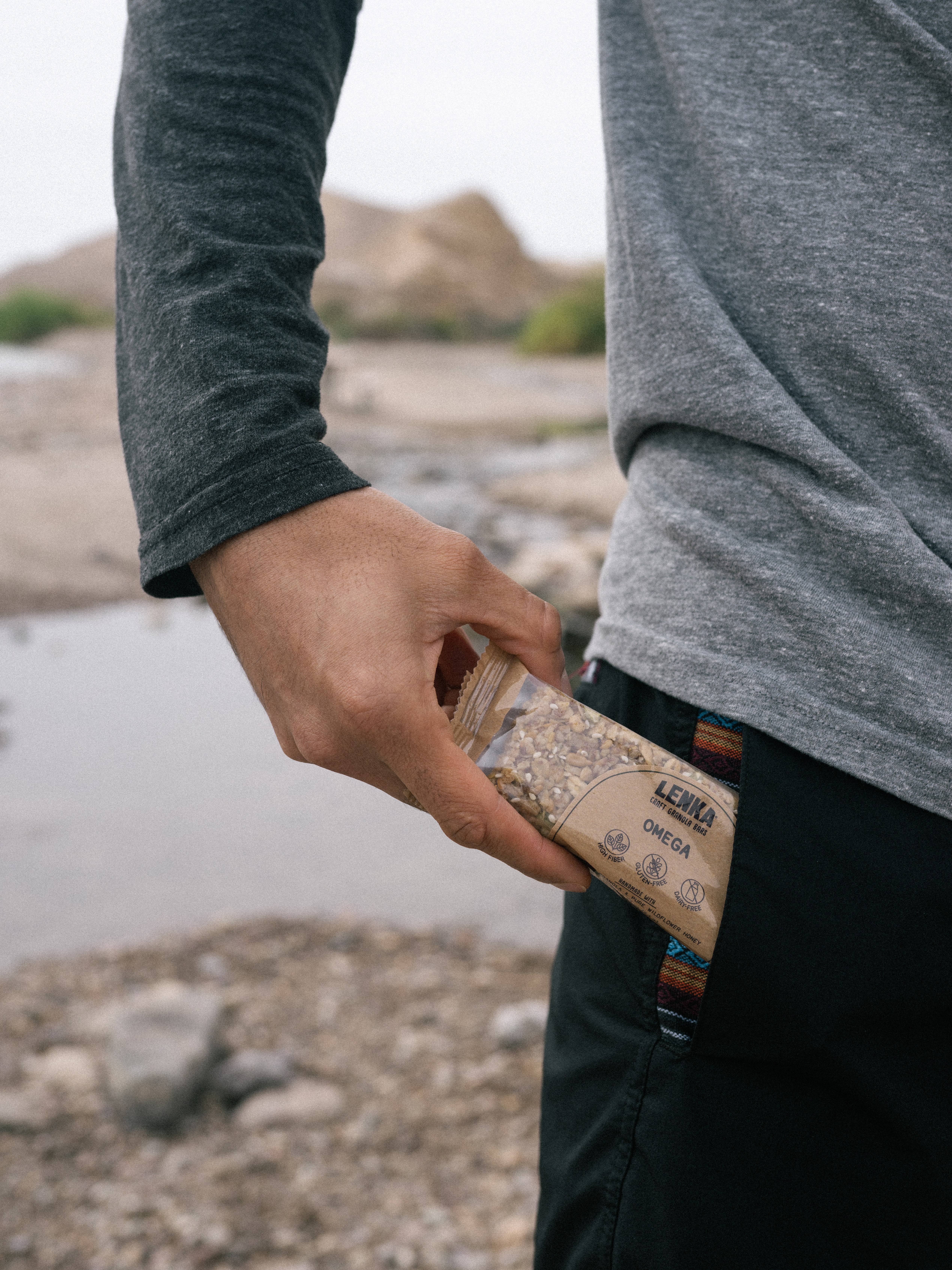 Lenka Craft Granola Bars - Wholesale Snack Bar - Omega Granola Bar - Dairy Free, High Fiber, Gluten-Free5