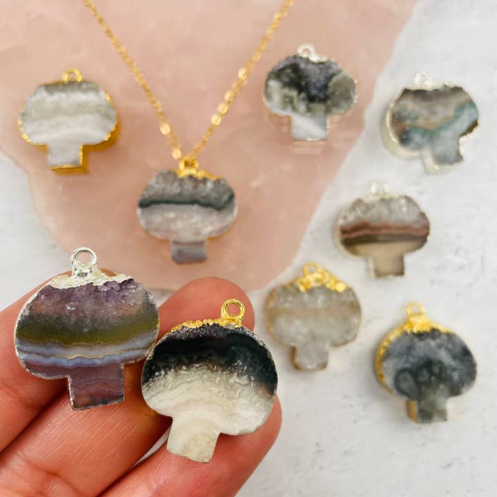 Crystal Amethyst Mushroom Pendant Electroplated Gold/Silver for wholesale by Rock Paradise