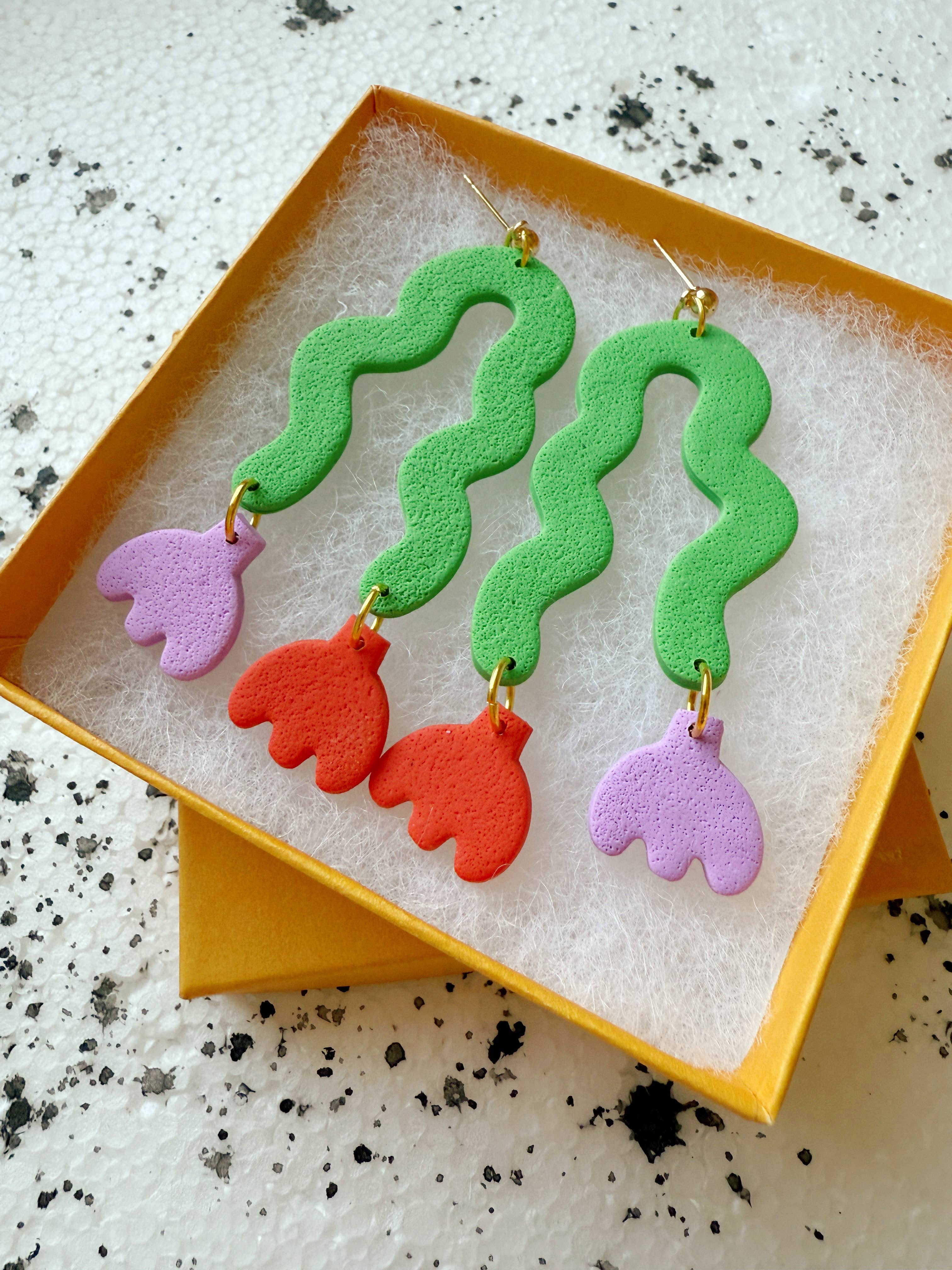 Lemon Lee Studio - Wholesale Dangle Earrings - Squiggle Tulip Earrings—Red and Violet2