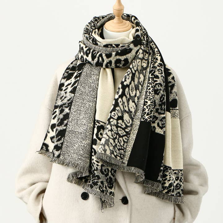 Scarvii - Leopard Print Thick Winter Scarf for wholesale by Funkyrel® Atzbranding Limited