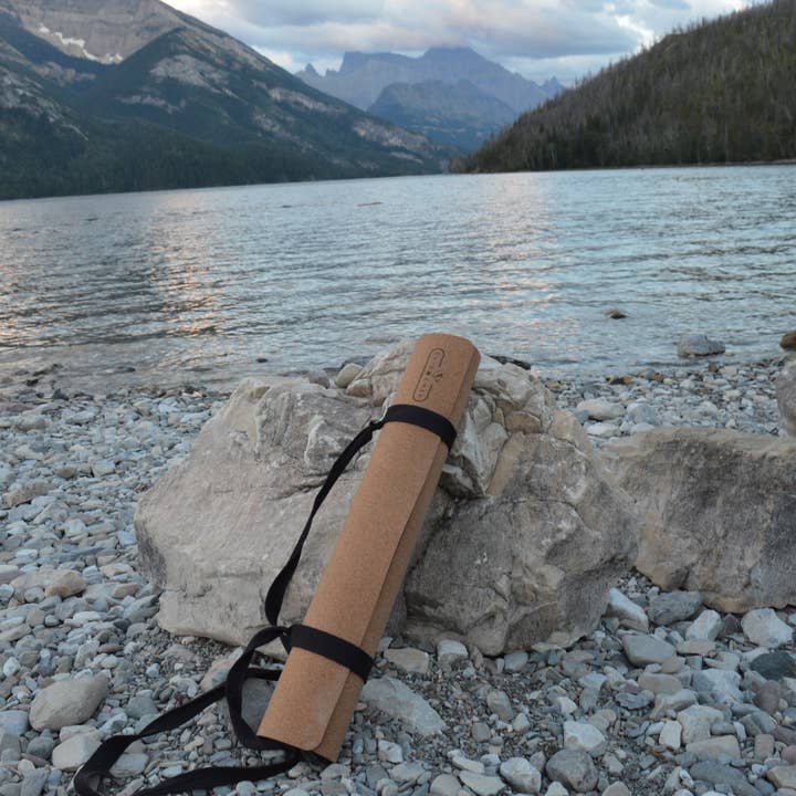 genYOUine - Wholesale Yoga Mat - Cork Yoga Mat - Alignment3