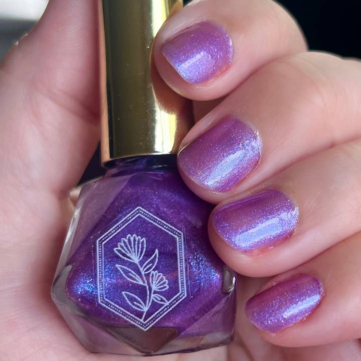 Palafoxia Beauty - Wholesale Nail Polish - Enchanted - Enchanting Glowing Purple Nail Polish