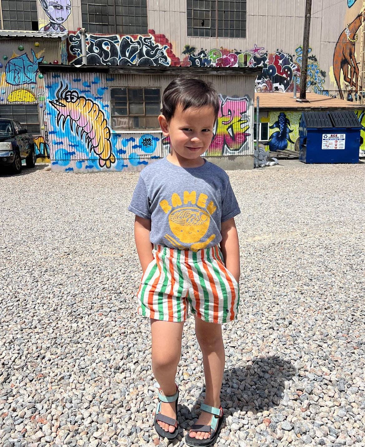 Mochi Kids – T-shirts estampadas – Criança por atacado – Camiseta Gráfica Kawaii Ramen para Criança2