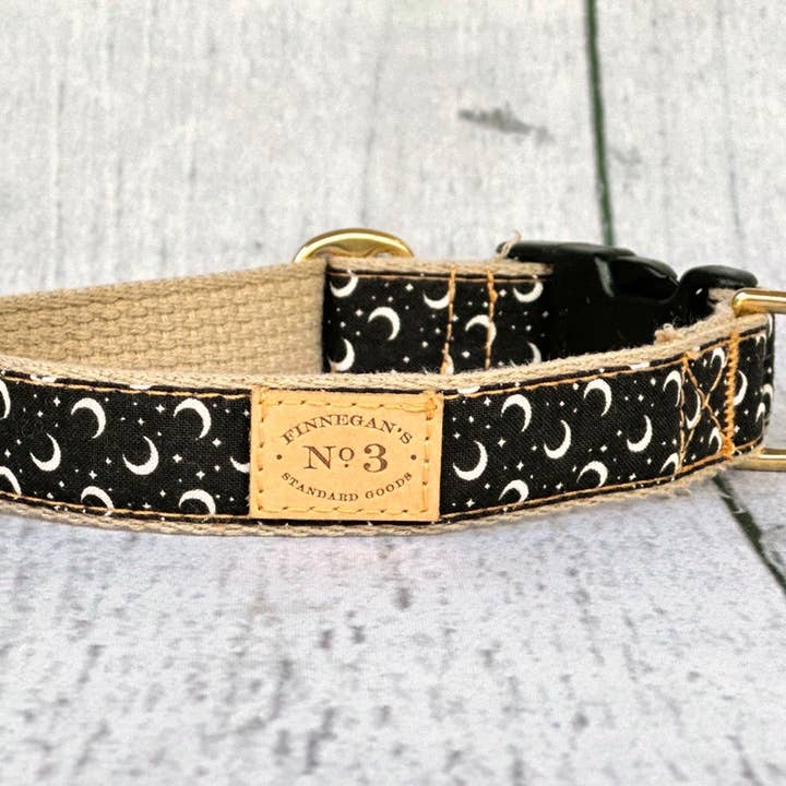 Finnegan’s Standard Goods - Wholesale Pet Collar - Dog - 1 inch Moon Collar