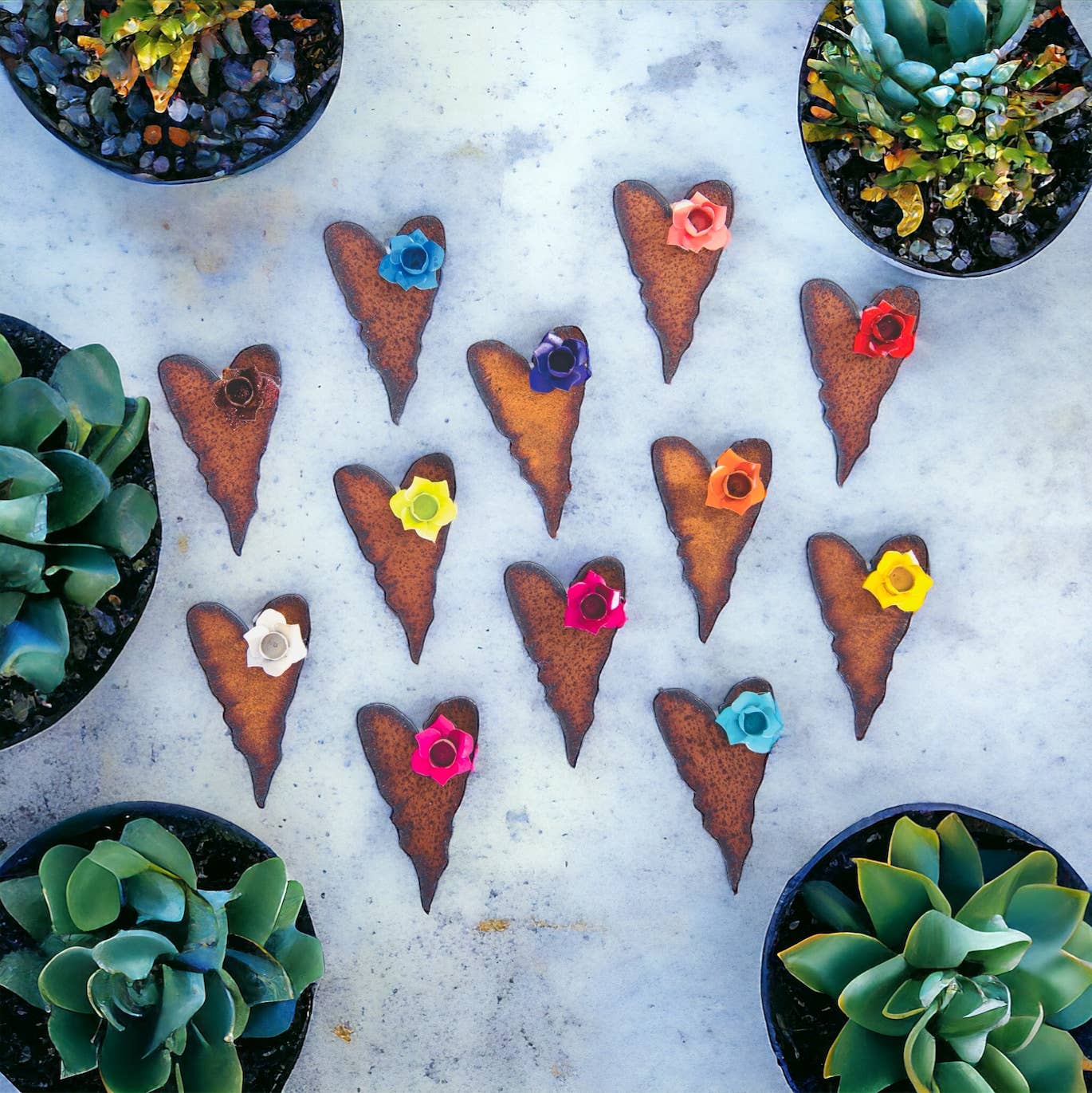 Whimsies – Íman por atacado – Ímãs de coração 3D flor ecoreciclam metal reciclado rústico 2