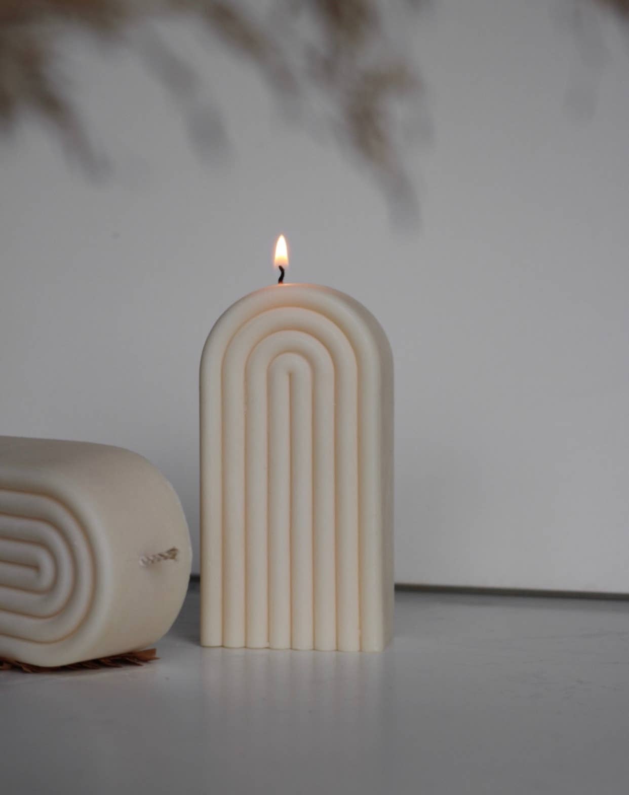 Mae Fleur - Wholesale Novelty Candle - Rainbow Arch candle