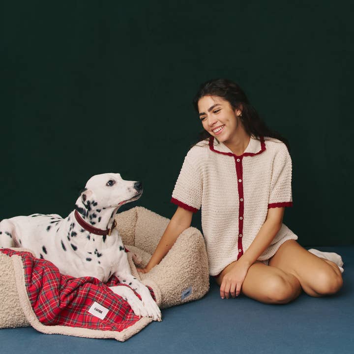 CAFIDE - Wholesale Pet bed – Dog - Beige Sheepdog Bed, Snozy4