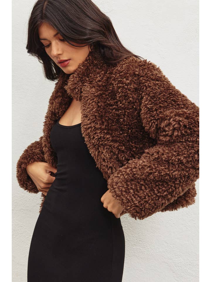 Dress Forum - Vente Veste – femme - Veste courte ouverte en peluche douce Teddy16
