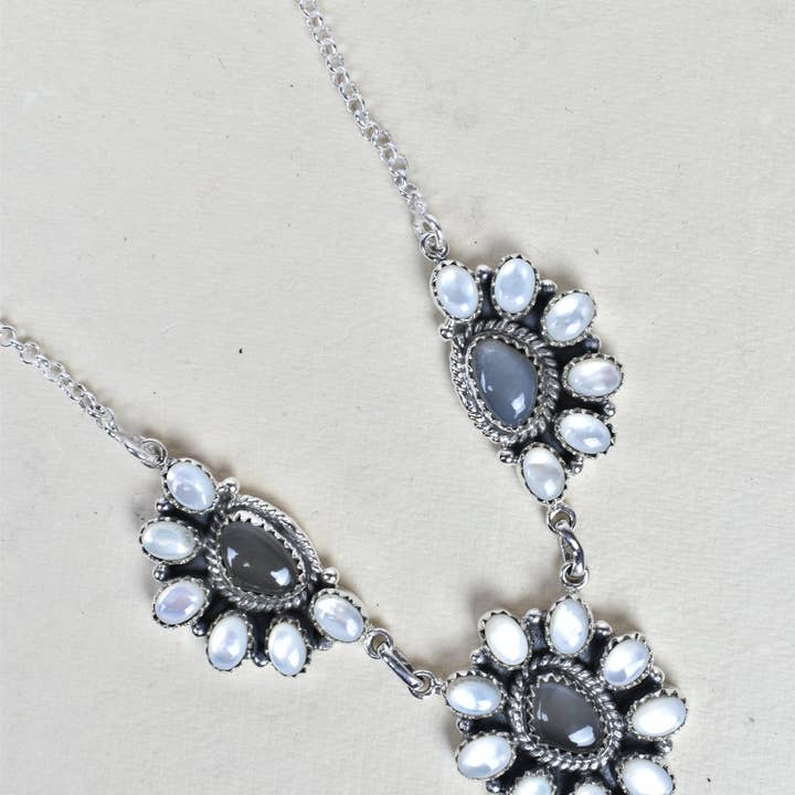 Krush Kandy - Wholesale Link & Chain Necklace - 2 + 1 Sterling Silver Daisy Necklace5