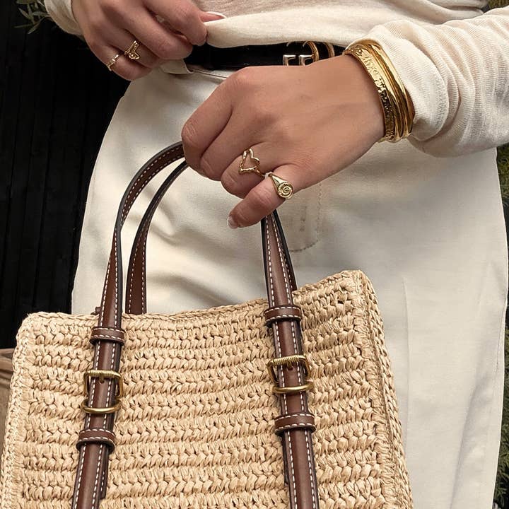 Nava Copenhagen - Wholesale Signet Ring - Shelly Ring - Gold Plated4