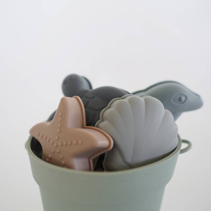 ava + oliver - Wholesale Beach/Pool Toy - Kids & Baby - Sage Green Beach Set2